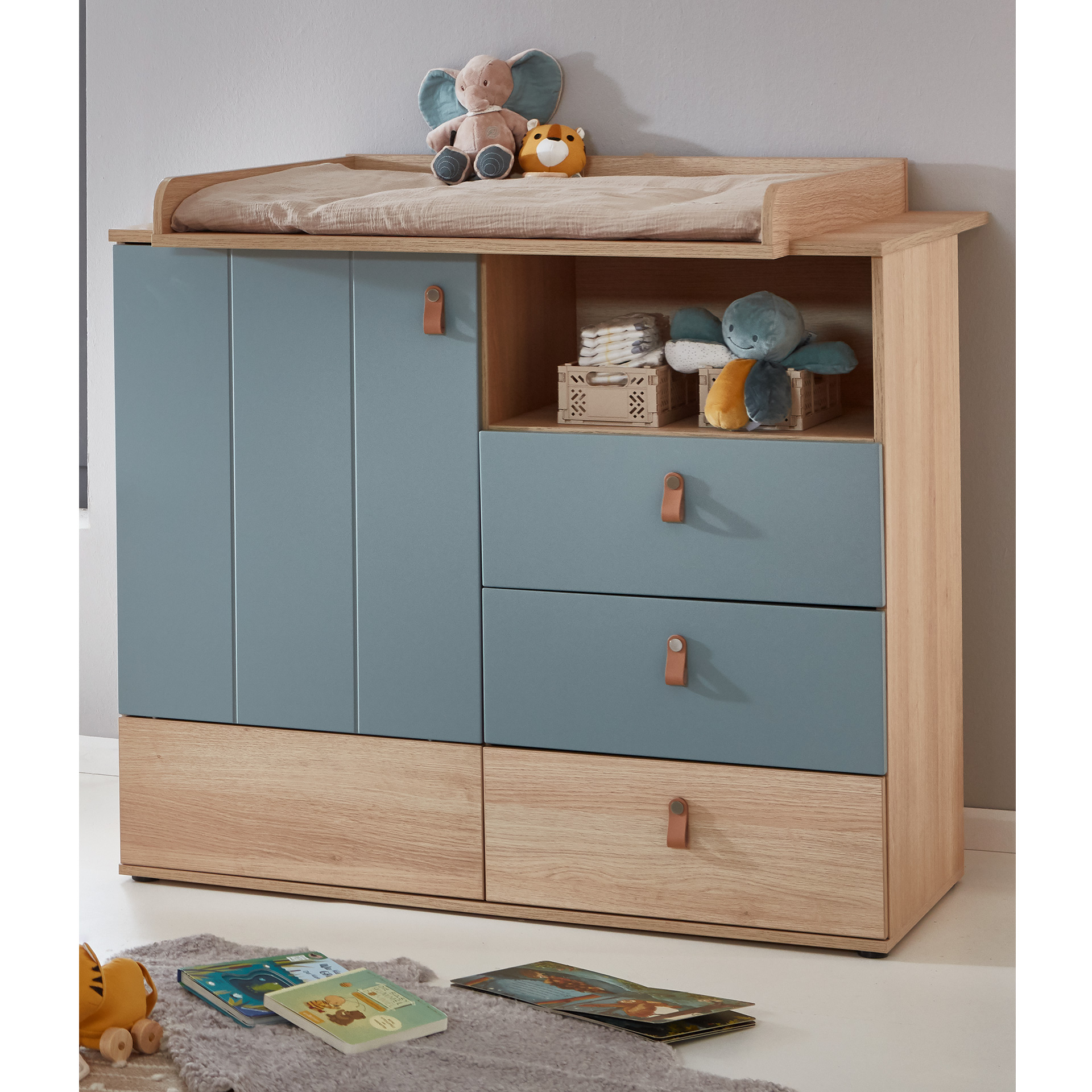 Arthur Berndt Babyzimmer ROOFY Wickelkommode in Salbei und Nagano Oak NB Arthur Berndt Babyzimmer ROOFY Wickelkommode in Salbei und Nagano Oak NB