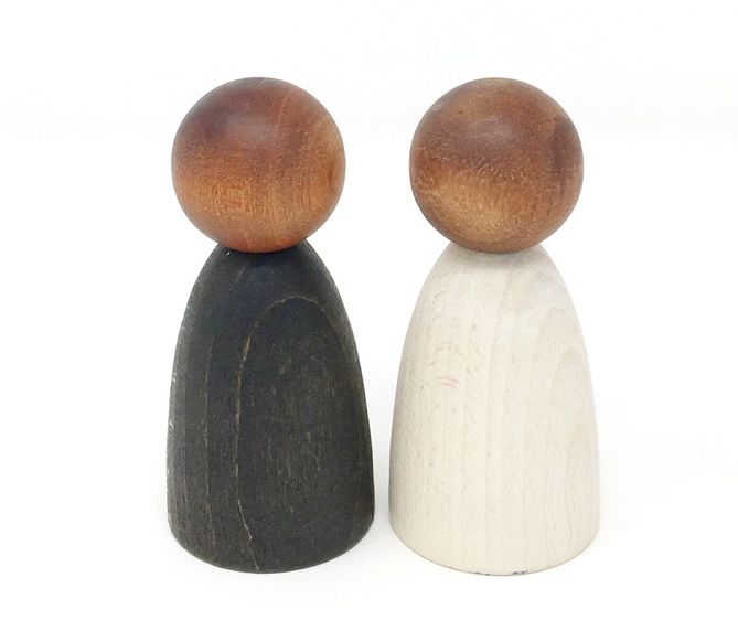 Grapat 2 Große dunkle Nins