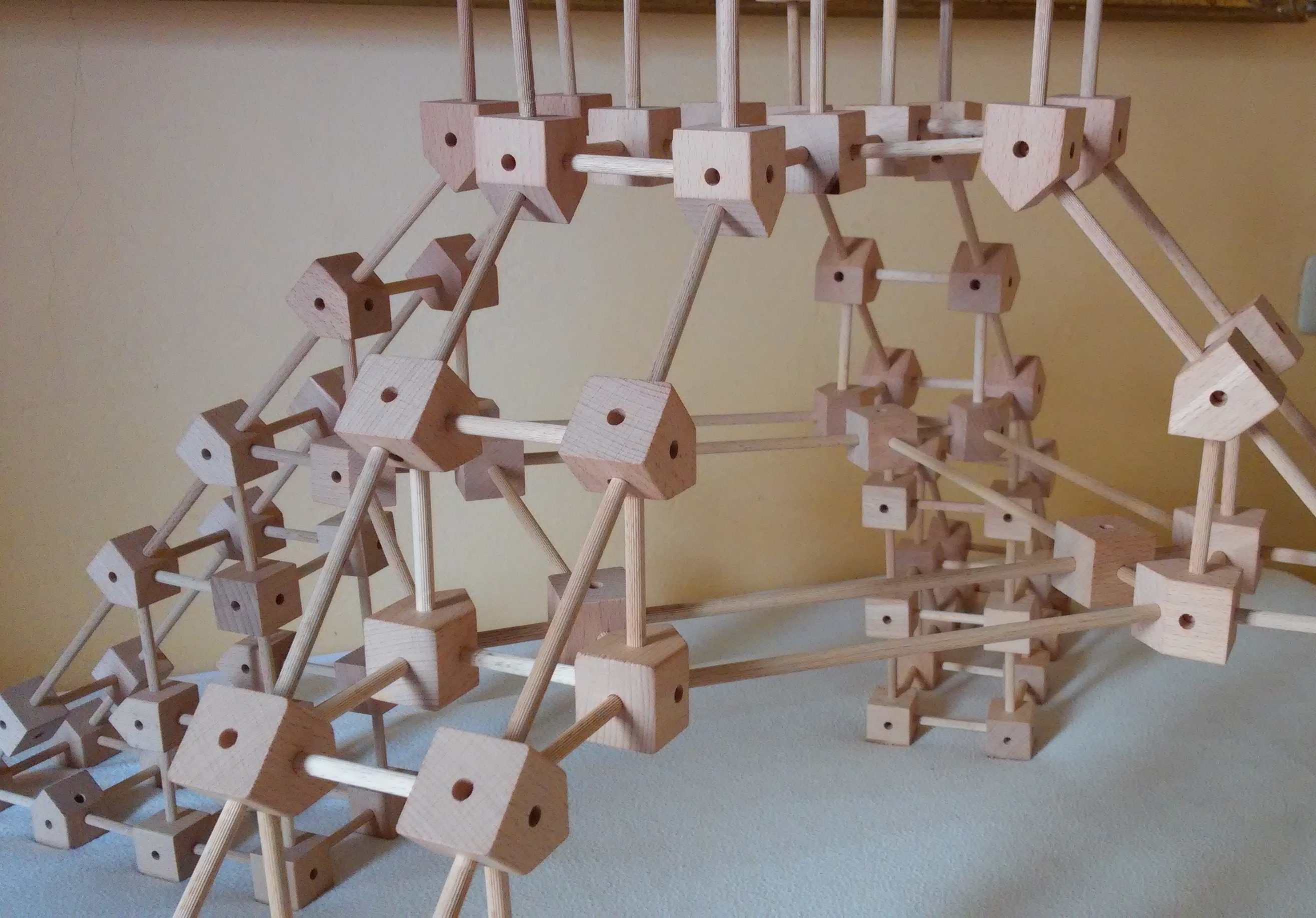 Mini Trigonos - 5XL Baukastenspiel Mini Trigonos - 5XL Baukastenspiel