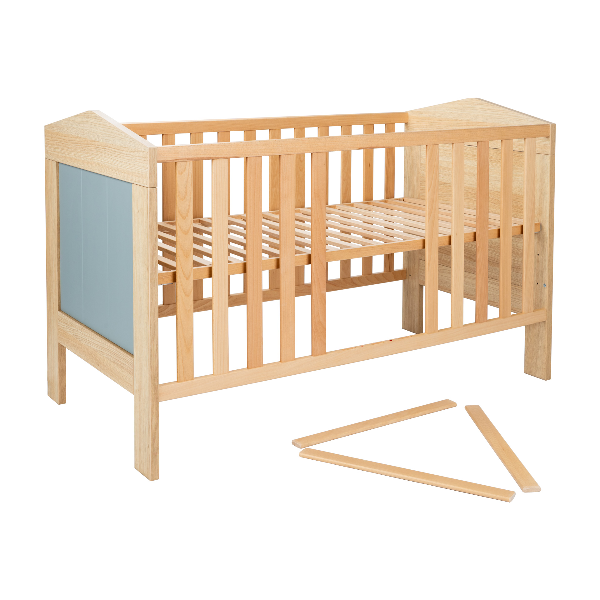 Arthur Berndt Babyzimmer ROOFY Kinderbett in Salbei und Nagano Oak NB und 3 Schlupfsprossen Arthur Berndt Babyzimmer ROOFY Kinderbett in Salbei und Nagano Oak NB und 3 Schlupfsprossen