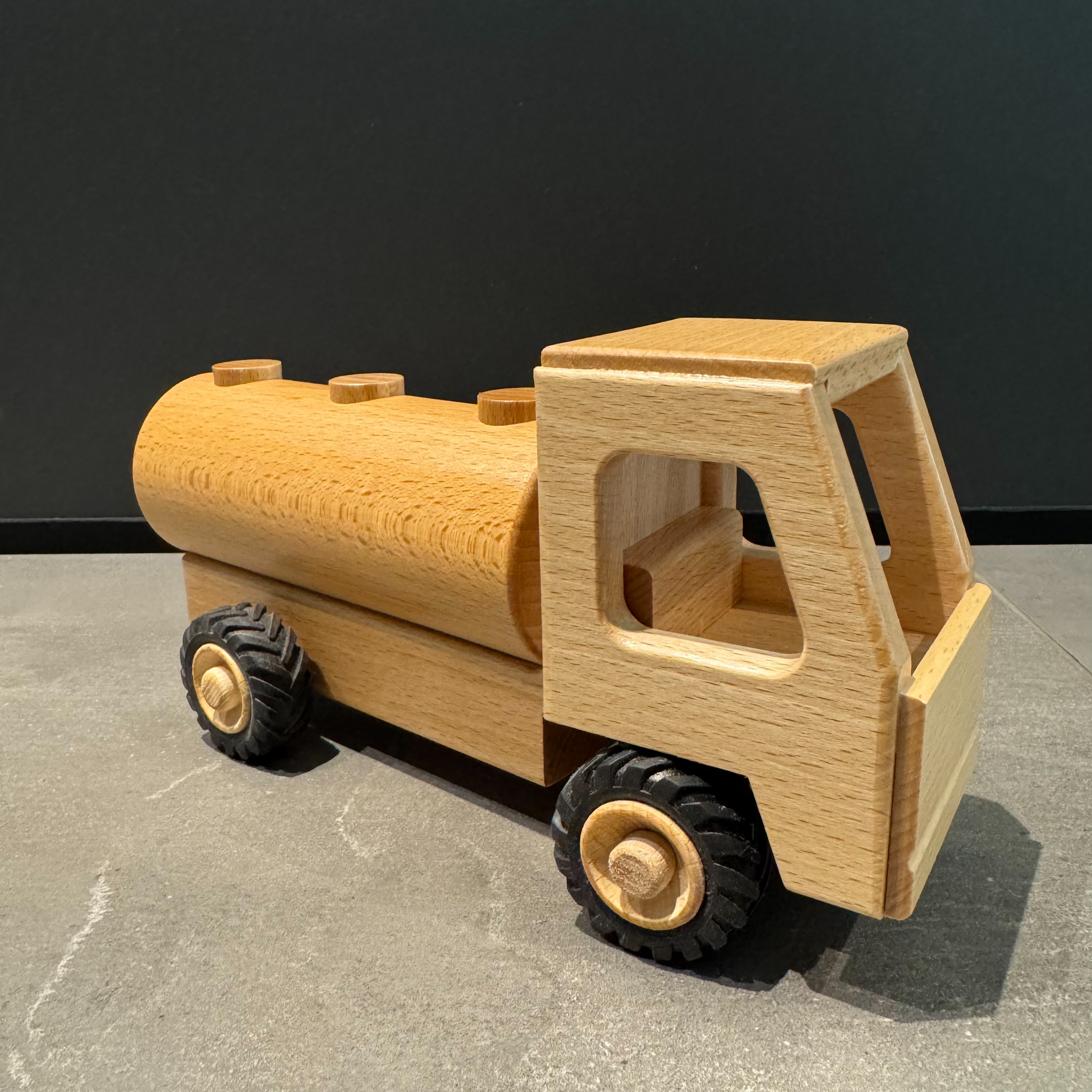 Beck Tanklastwagen natur